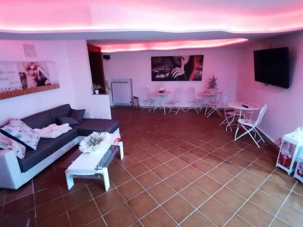 Maison Rinaldi Srl Bari Bagian luar foto