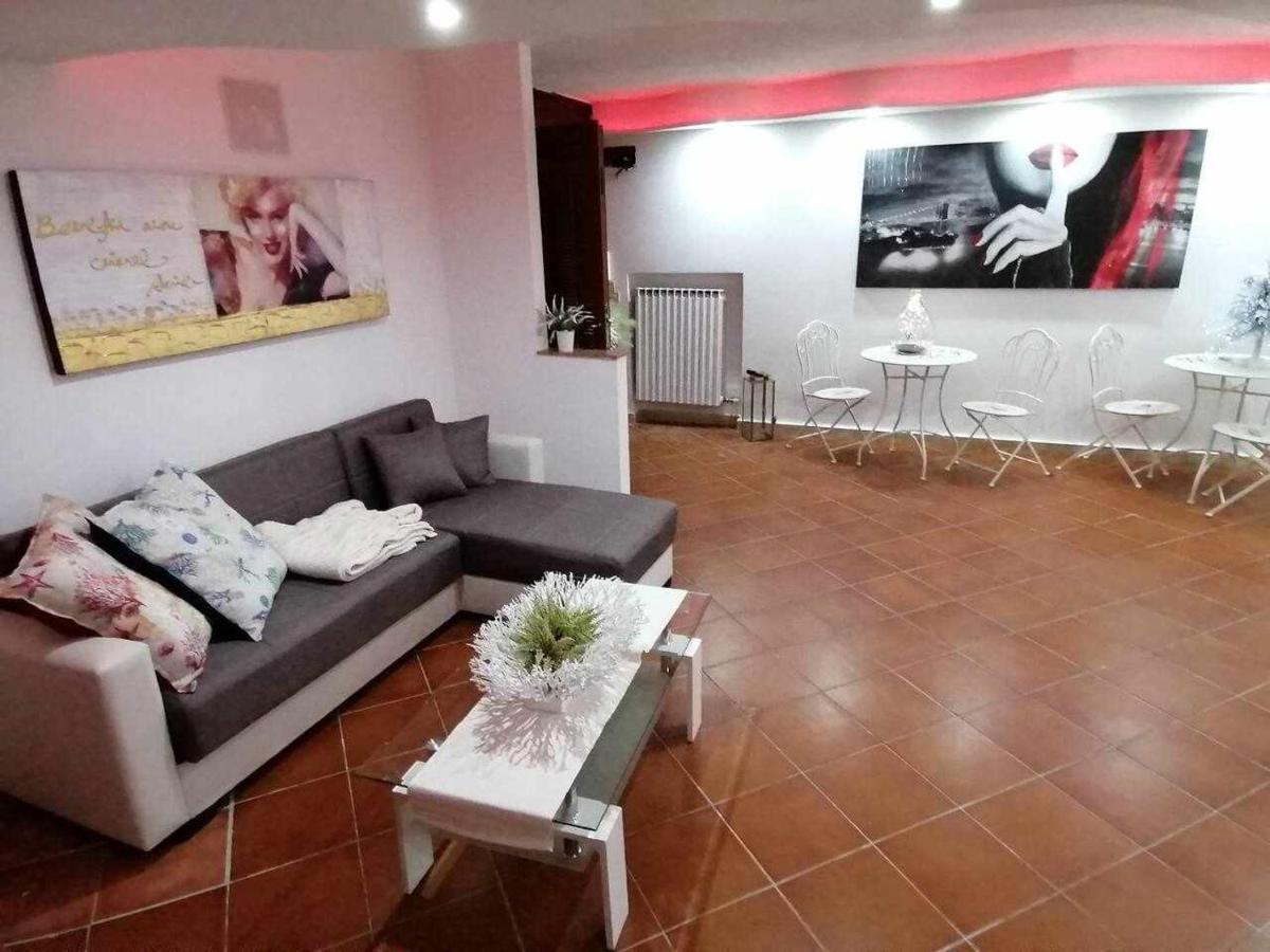 Maison Rinaldi Srl Bari Bagian luar foto