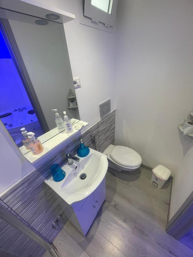 Maison Rinaldi Srl Bari Bagian luar foto