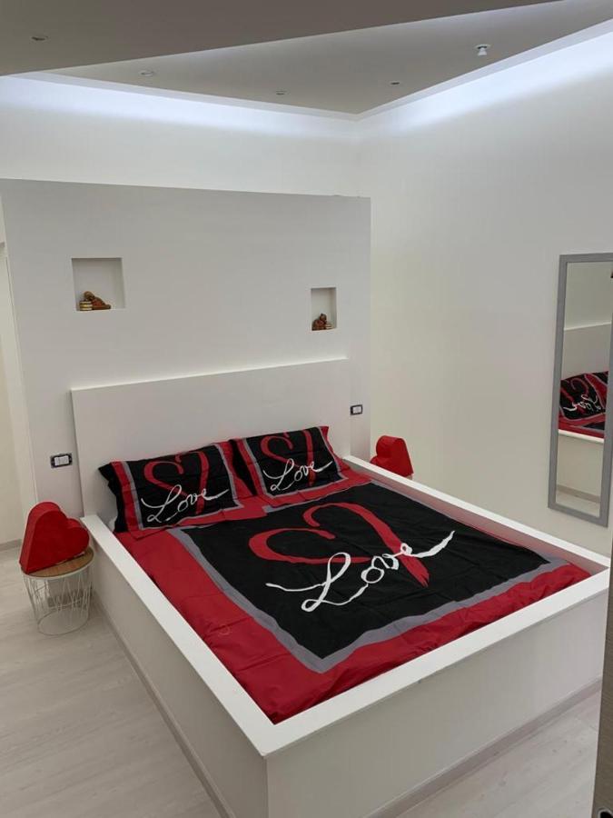 Maison Rinaldi Srl Bari Bagian luar foto