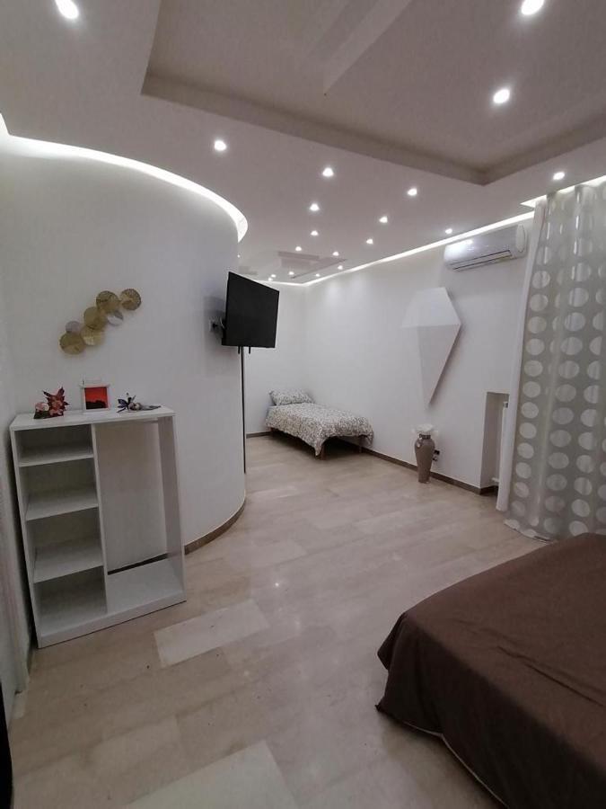 Maison Rinaldi Srl Bari Bagian luar foto