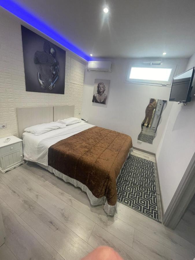 Maison Rinaldi Srl Bari Bagian luar foto