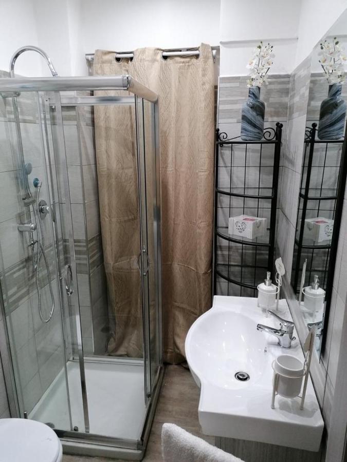 Maison Rinaldi Srl Bari Bagian luar foto
